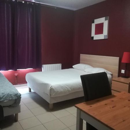 Hotel Vauban Livry Gargan Bagian luar foto