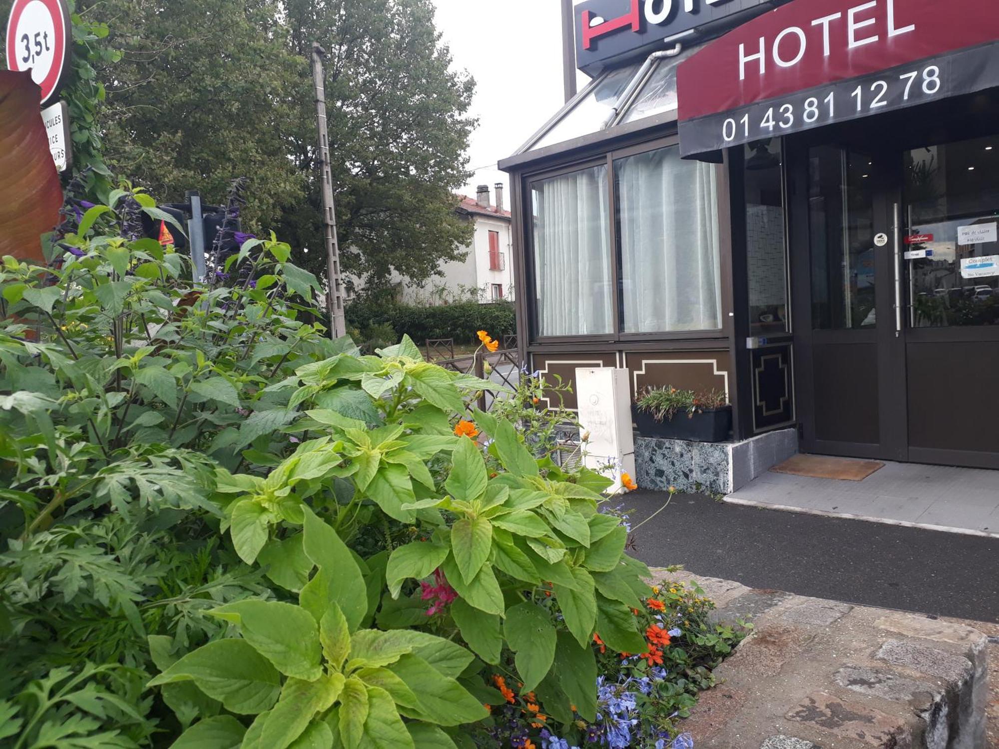 Hotel Vauban Livry Gargan Bagian luar foto